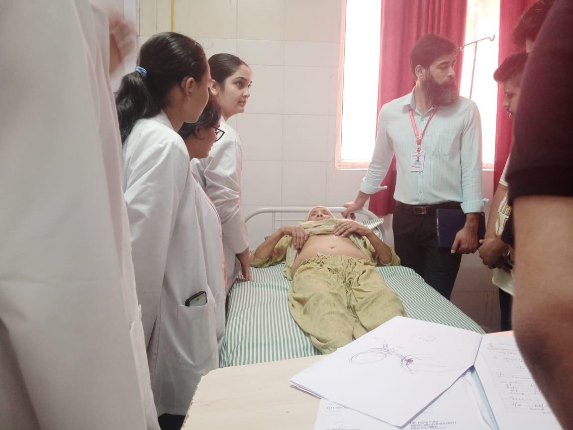 Practical Sessions — photo 1 at The White Medical College & Hospital